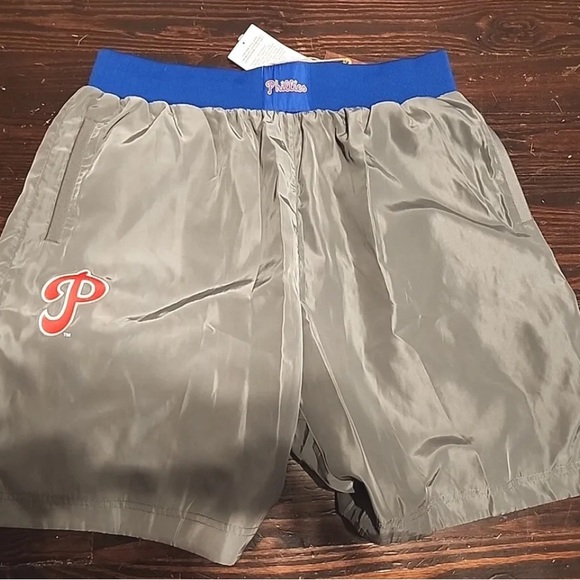 MITCHELL & NESS MLB COOPERSTOWN COLLECTION PHILADELPHIA PHILLLIES SHORTS
